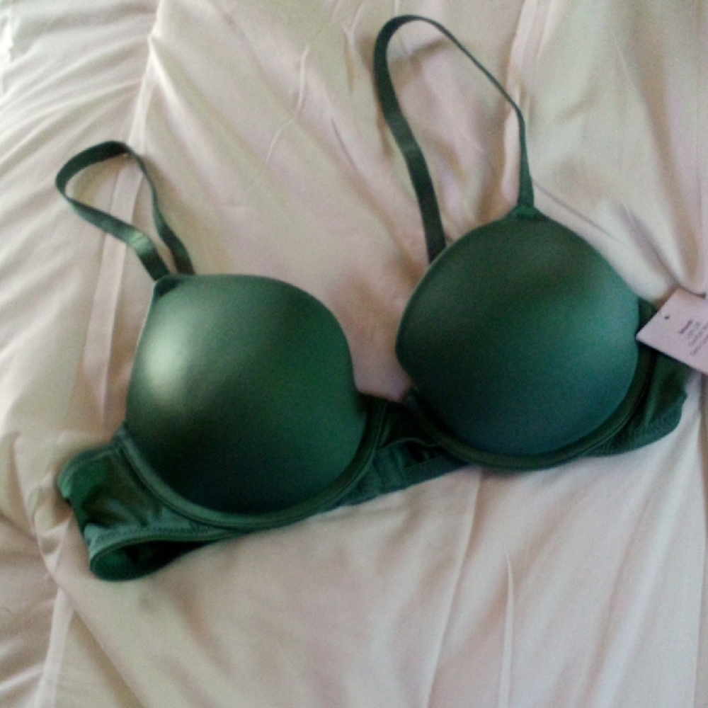 NWT! Auden Demi Coverage Bra